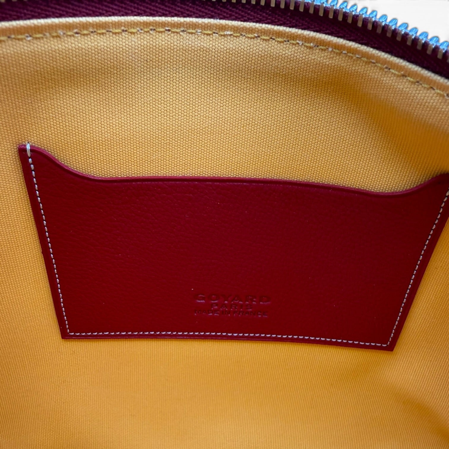 Senat PM Rouge Pouch