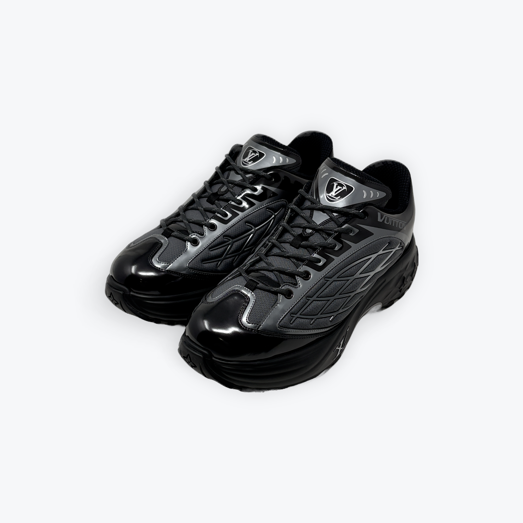 Discovery Lace Up Sneakers