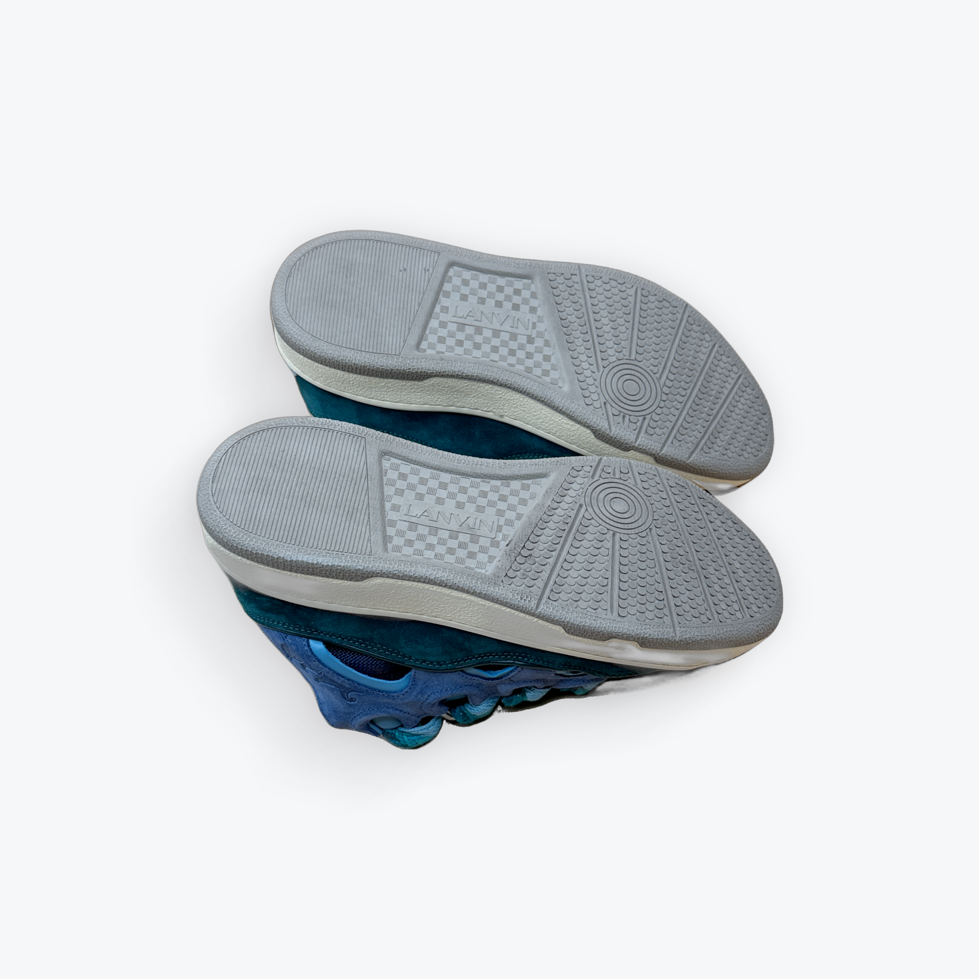 Curb Sneakers