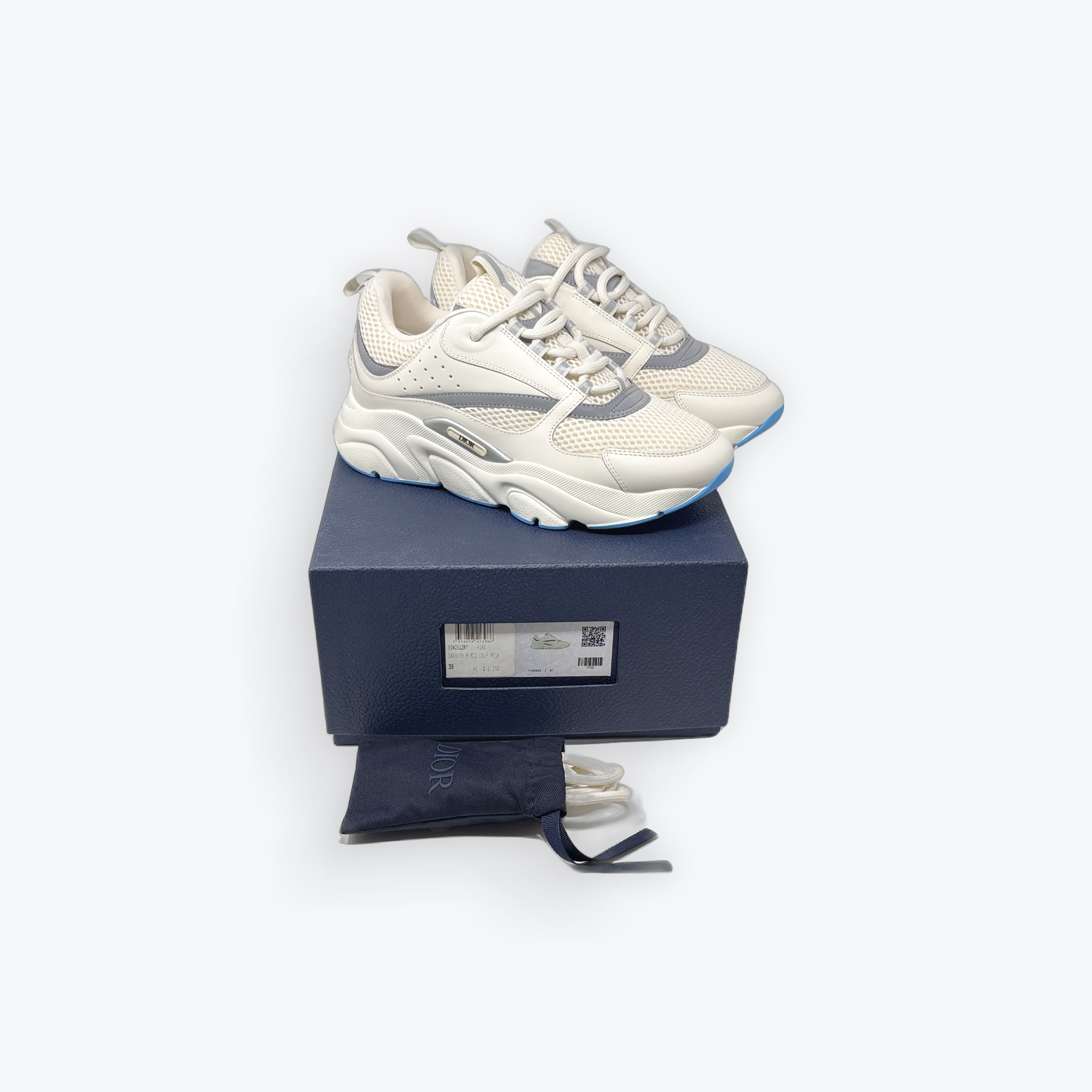 B22 ‘Cream / Light Blue’
