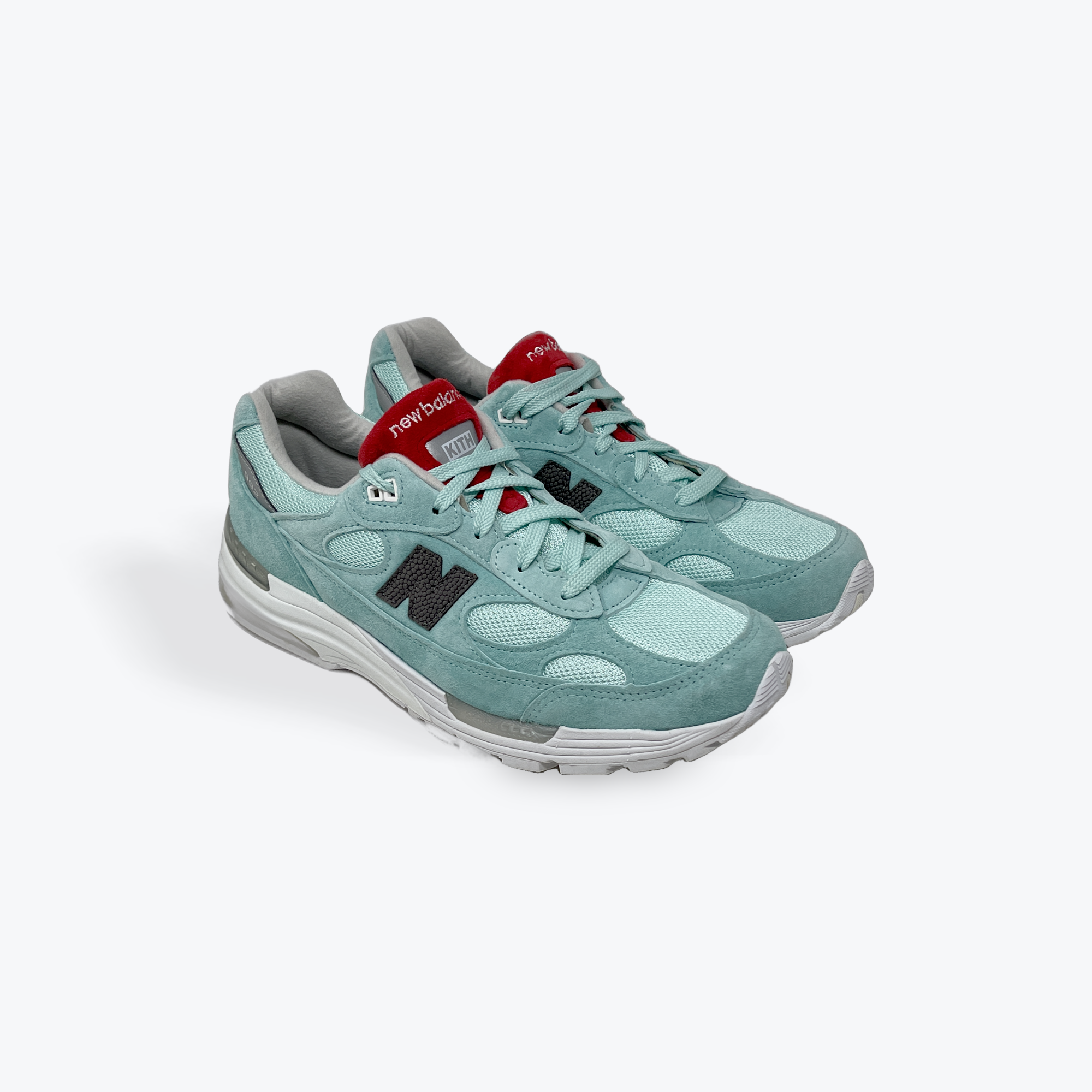 New Balance 992 “Kithmas”