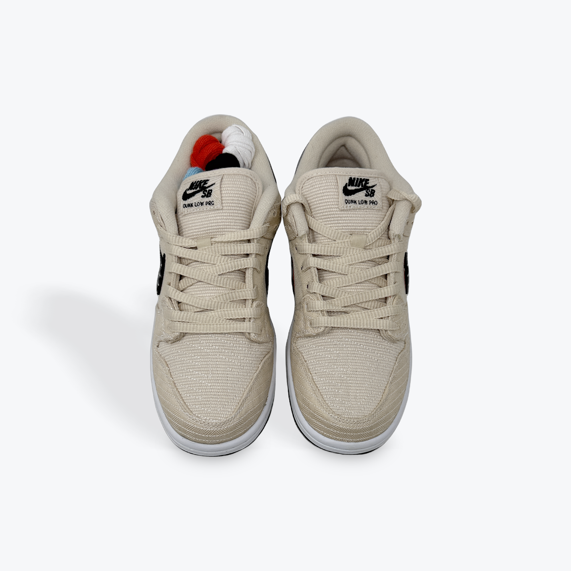 SB Dunk Low Albino & Preto