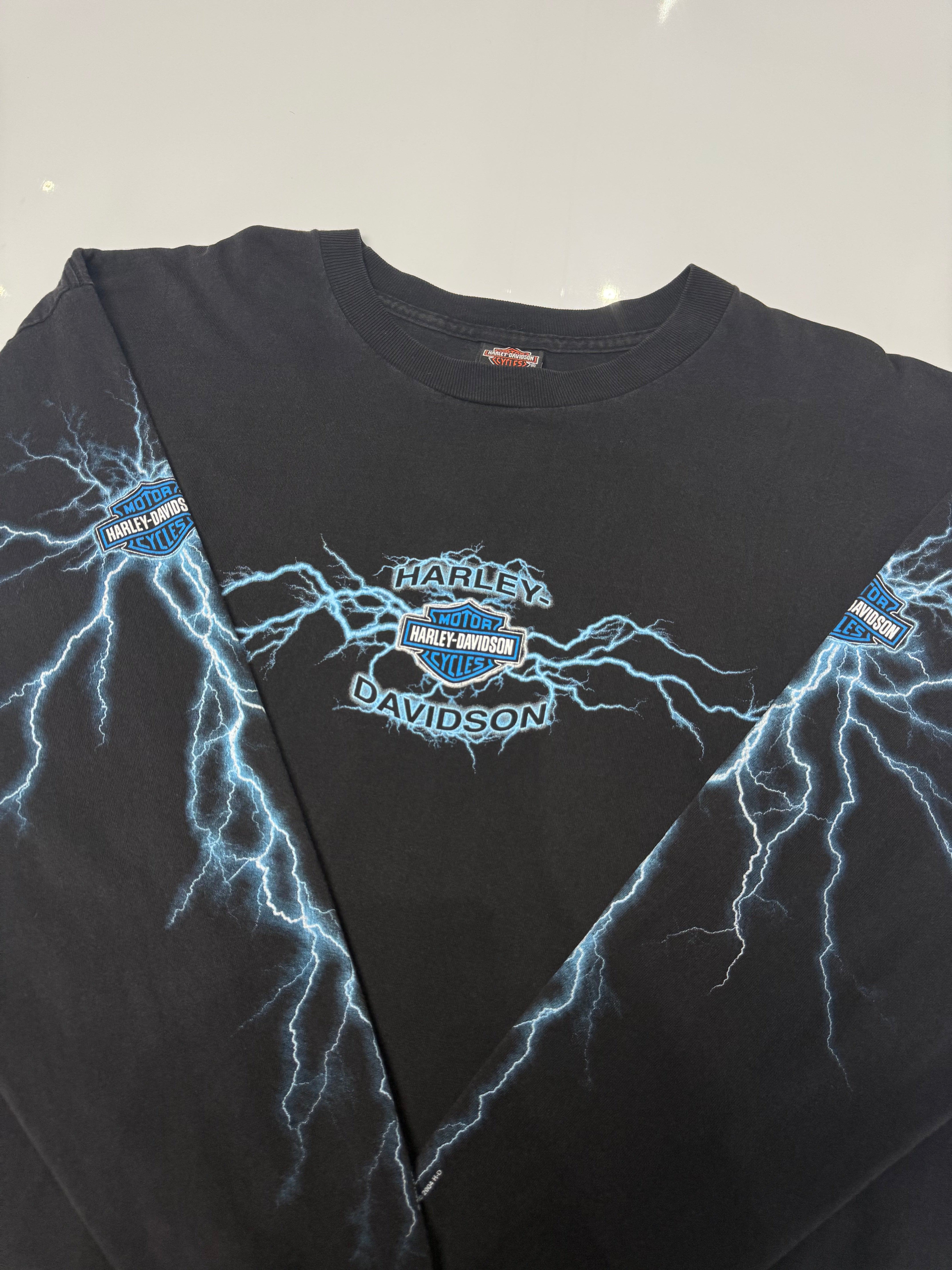00’ Harley Davidson Kuwait Exclusive Electric Flames Long Sleeve Tee