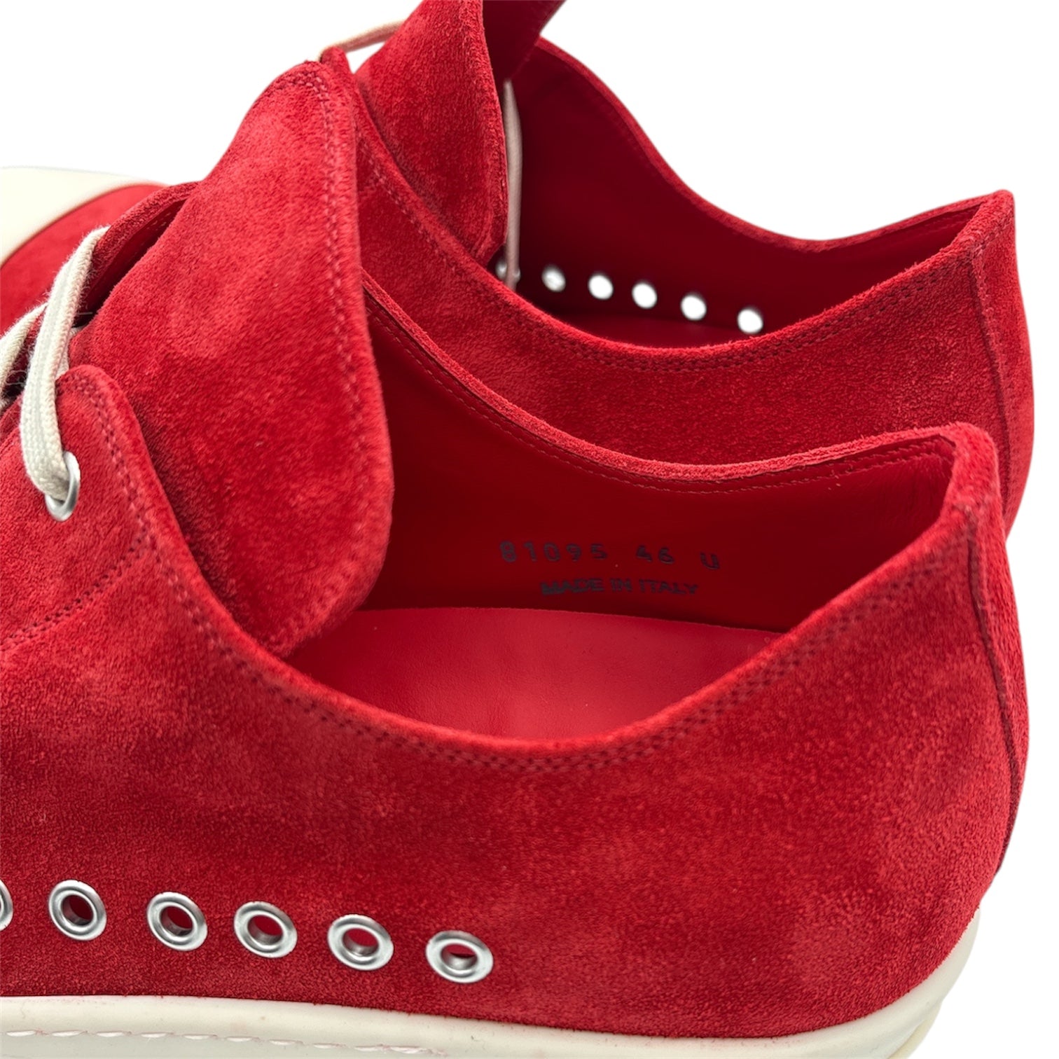 Extreme Low Sneakers