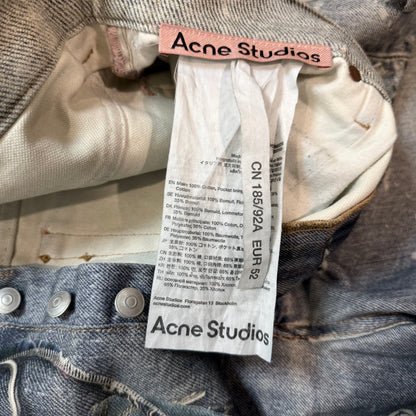 Trompe L’oeil Keychain Denim Shorts